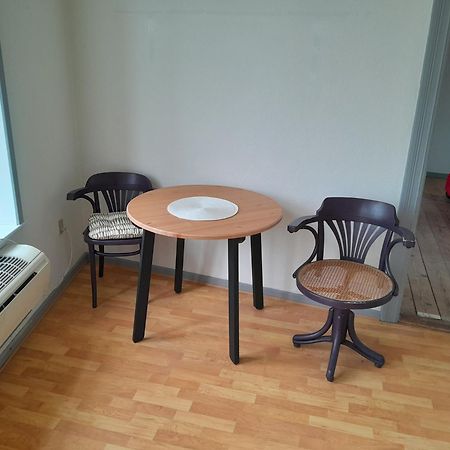 Apartment Mit 2 Zimmern Und Balkon Im Herzen Von Hoyer Højer Exteriér fotografie